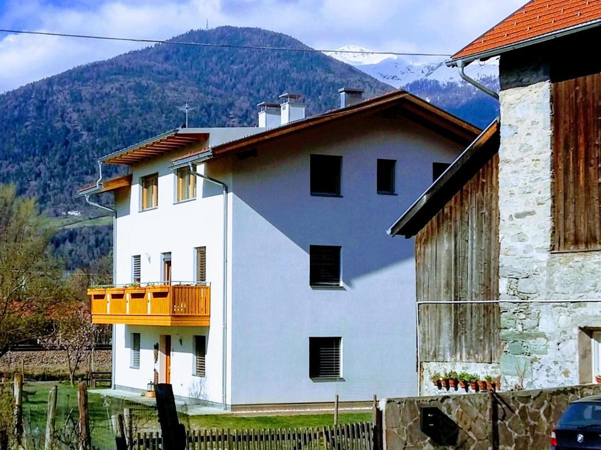 Pferdehof Ansteingut Villa Sluderno Buitenkant foto