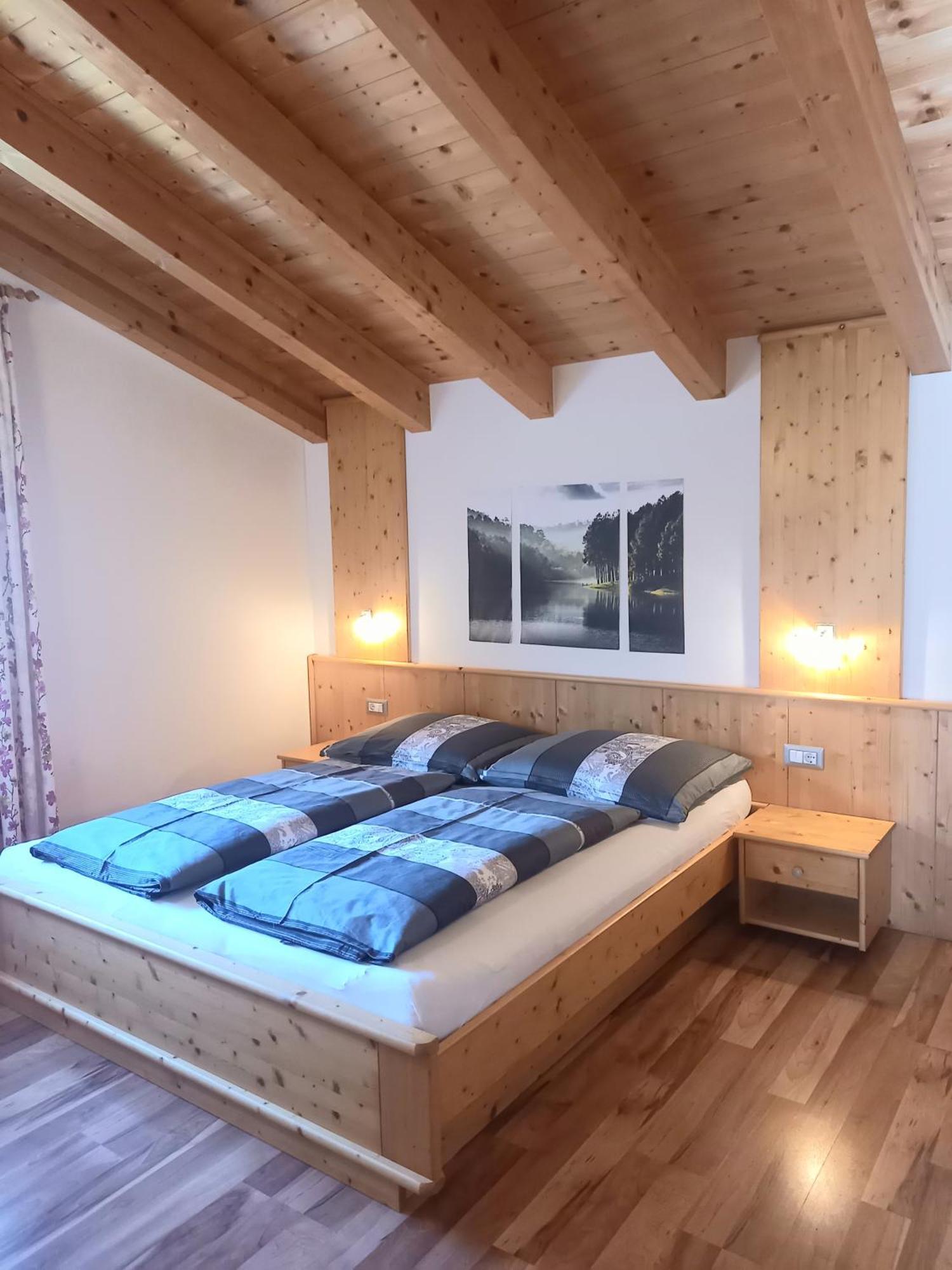 Pferdehof Ansteingut Villa Sluderno Buitenkant foto